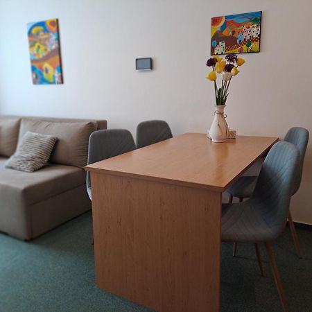Apartman Palacky กิโยฟ ภายนอก รูปภาพ